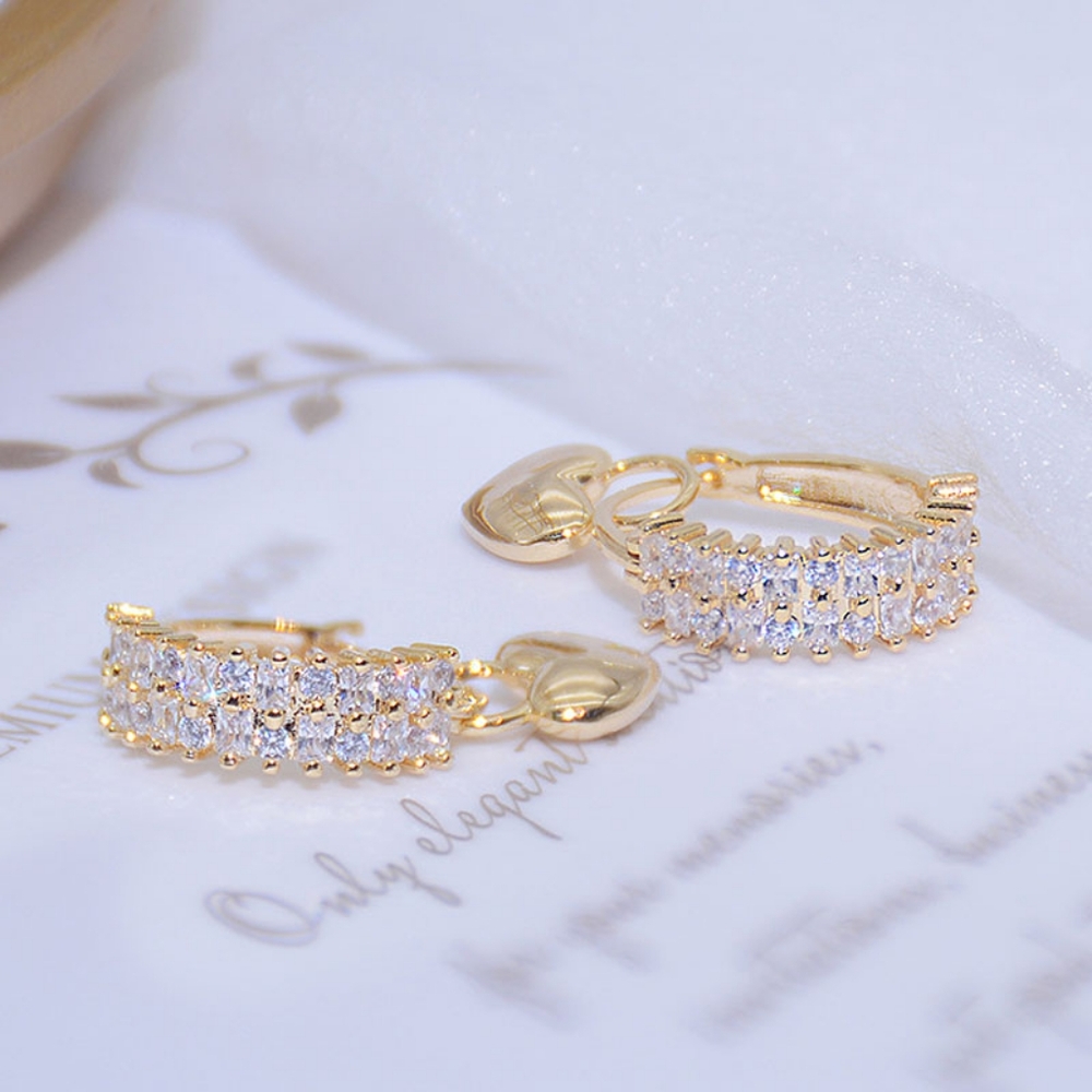 ❤️14k gold diamond earrings❤️ - Picture 7 of 9